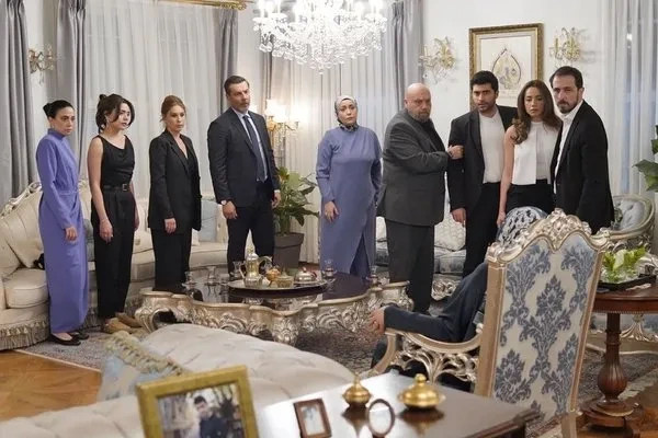 kizilcik-serbeti1.webp