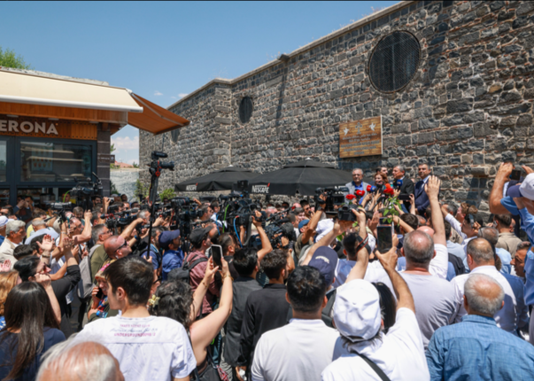 Dilan Altürk Diyarbakır ve Gaziantep izlenimlerini yazdı: Bir liderin yolculuğu - Resim : 1