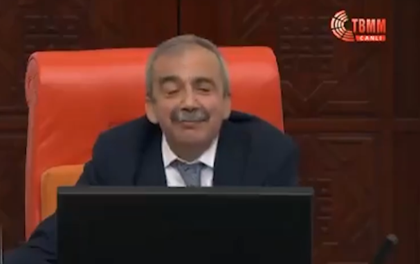 sirri-sureyya-onder.png