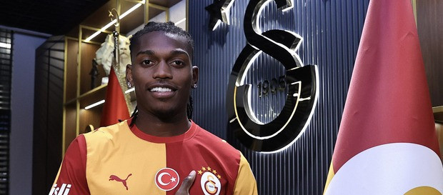 Galatasaray'dan bir transfer daha bugün geliyor: Diğeri de yolda - Fotoğraf: 2
