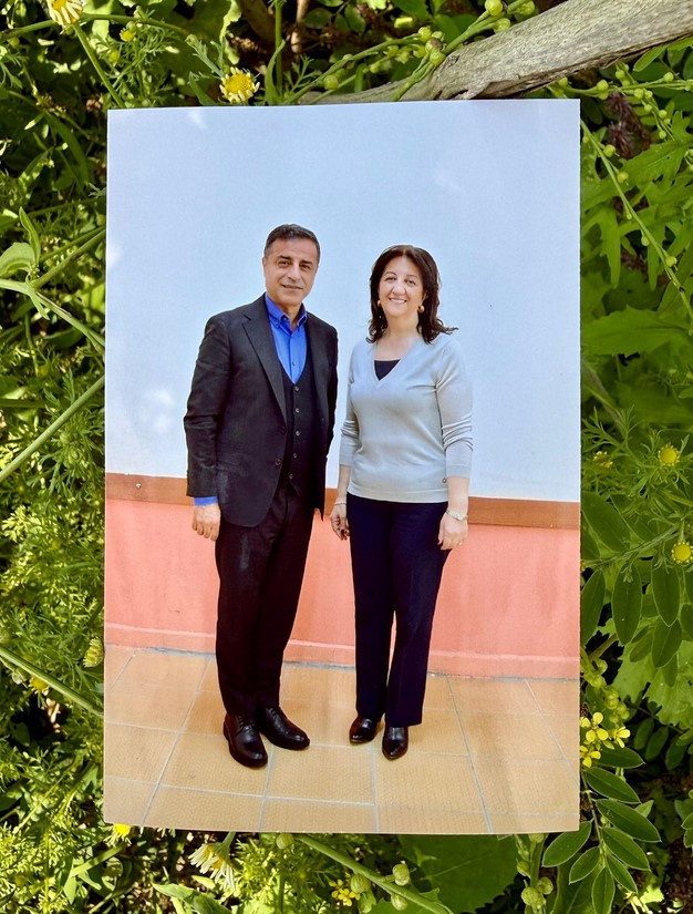 Selahattin Demirtaş'ın son halini Pervin Buldan paylaştı - Resim : 3