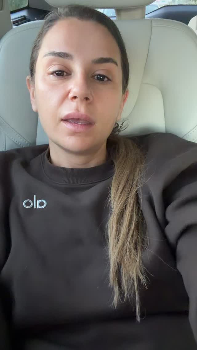 Merve Özbey konserde merdivenden düştü! Apar topar hastaneye kaldırıldı - Resim : 3