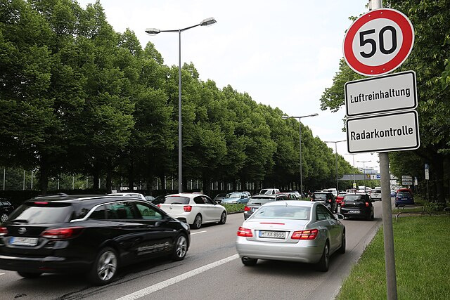 landshuter-allee-speed-limit-clean-air-4488.jpg