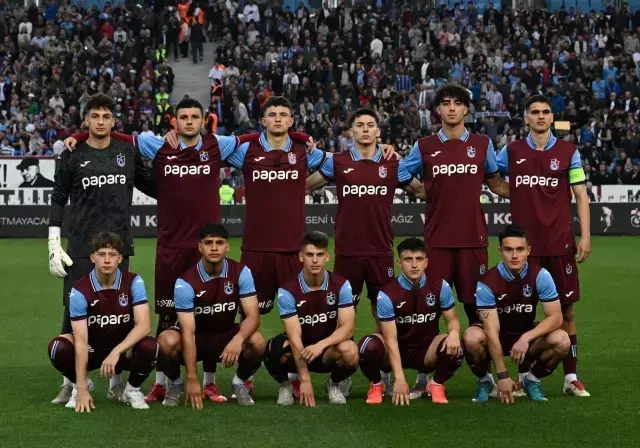 trabzonspor-u19-takimindan-13-futbolcuyla-18514114-5008-m.webp