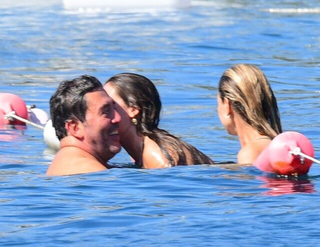 Eski eşler Bodrum'da görüntülendi! 17 yıl önce boşanmışlardı - Fotoğraf: 4