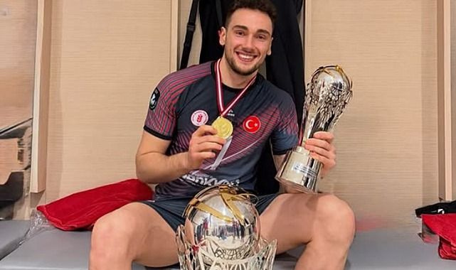 Sadettin Saran giderayak 2 transfer yaptı: Fenerbahçe resmen açıkladı - Fotoğraf: 6