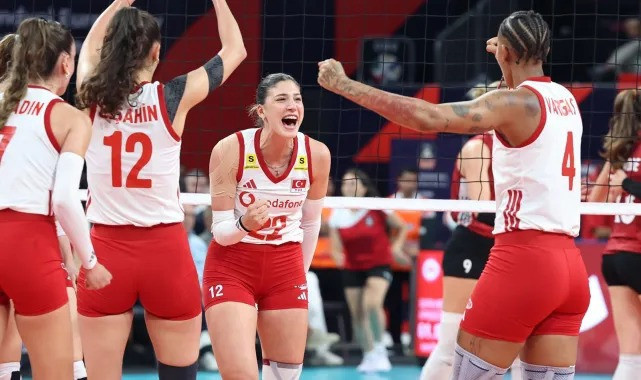 Filenin Sultanları tarihi sınavda: Maçın saatine dikkat! Santarelli: Hoşuma gitmedi - Fotoğraf: 3