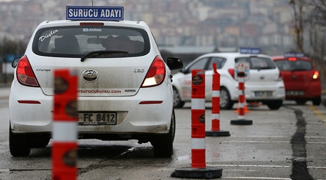 Ehliyet alacaklar dikkat! Sınav saatlerine gece ayarı geliyor - Resim : 2