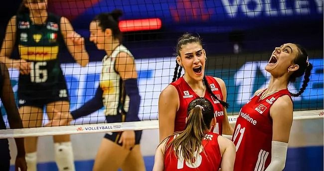 Santarelli kadroyu açıkladı: Filenin Sultanları'ndan şoke eden haber - Fotoğraf: 14