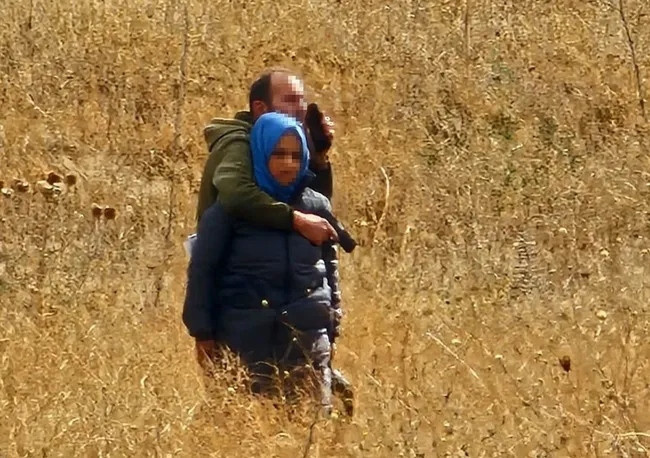 Tarlaya kaçırıp kafasına silah dayadı: Savcı cinayete teşebbüs saymadı - Resim : 2