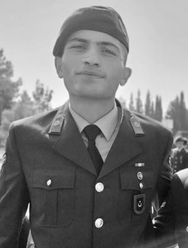 sehit-nergizin-cenazesi-erzurumda-bab-463067-136779.jpg