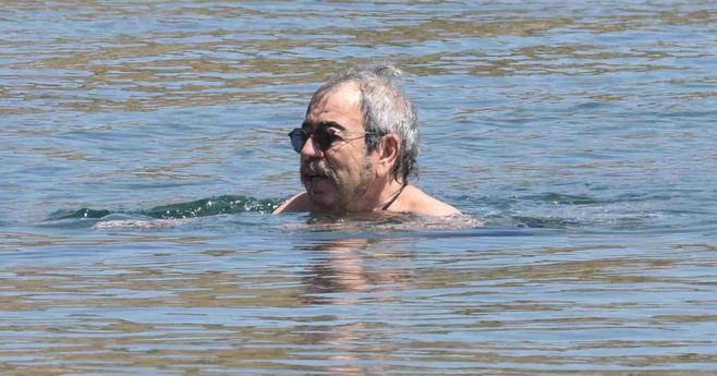 'Eminönü’ne gidiyorum' diyen Teoman Bodrum'da ortaya çıktı: Yanındaki isim şaşırttı - Resim : 2