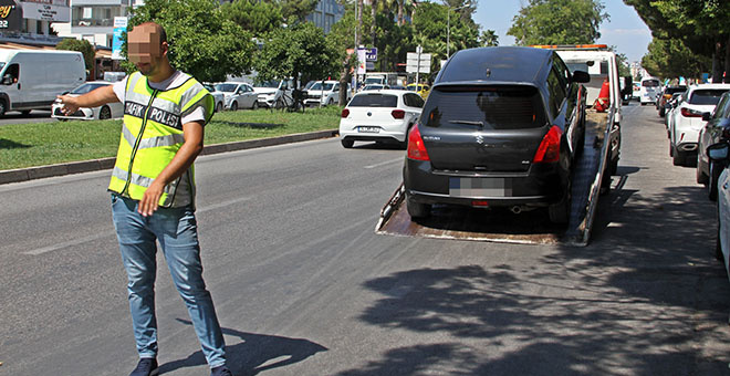 20230804-korsan-taksilere-polis-soku-730168-0fedd985efcb65b2ac03.jpg