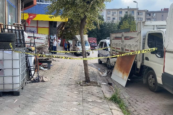 Zeytinburnu'nda kahreden olay! Temizlik yaparken 5'inci kattan düşen kadın öldü - Resim : 4