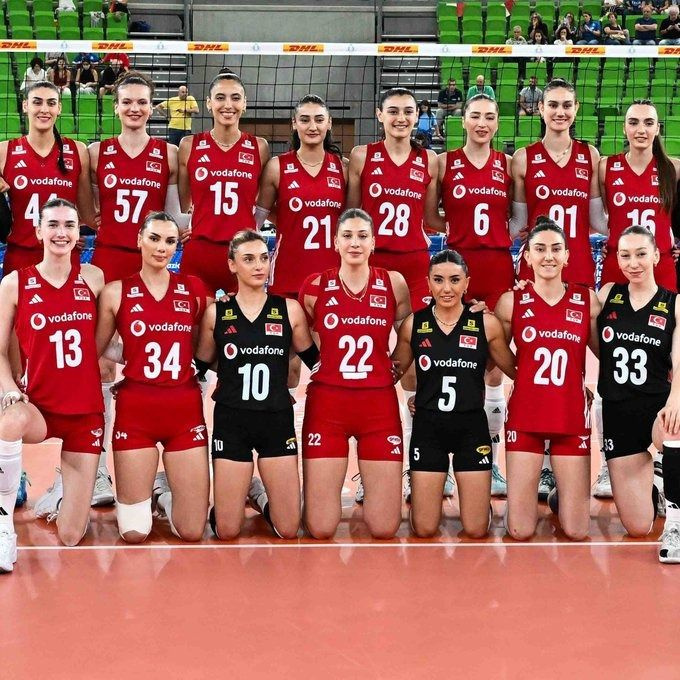Üzülmek yok kızlar! Filenin Sultanları: Galip sayılır bu yolda mağlup - Fotoğraf: 2