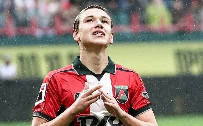 Galatasaray yönetimi toplandı transfer bombaları peş peşe patladı: Sözleşmeler gönderildi bile - Fotoğraf: 9