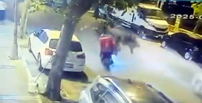istanbul-avcilarda-iki-motosikletli-ka-898087-266840.jpg