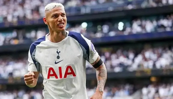 Fenerbahçe'nin 2 transferi şimdiden ortaya çıktı: 1'i İngiltere'de olay oldu - Fotoğraf: 9