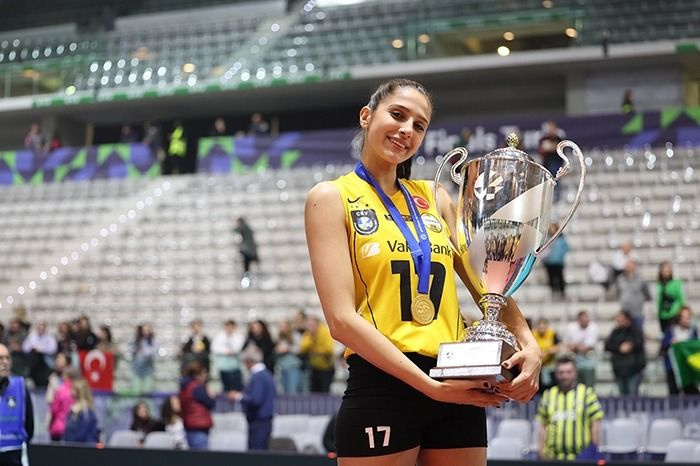 Derya Cebecioğlu veda etti: Elde var 4! - Fotoğraf: 9