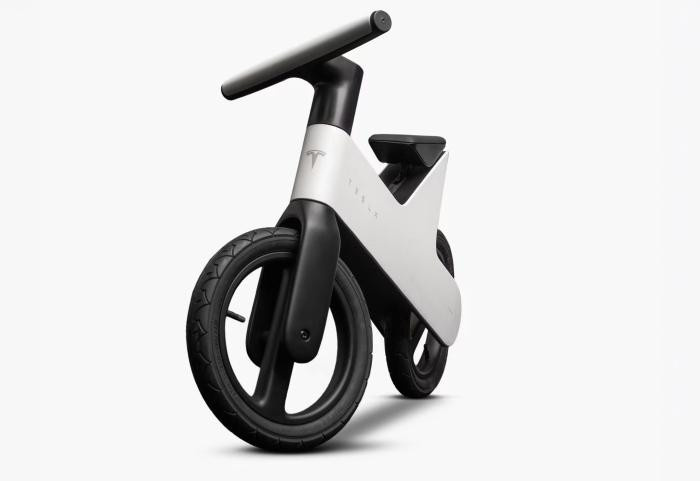 Pedalsız, motorsuz sadece Tesla! - Resim : 1