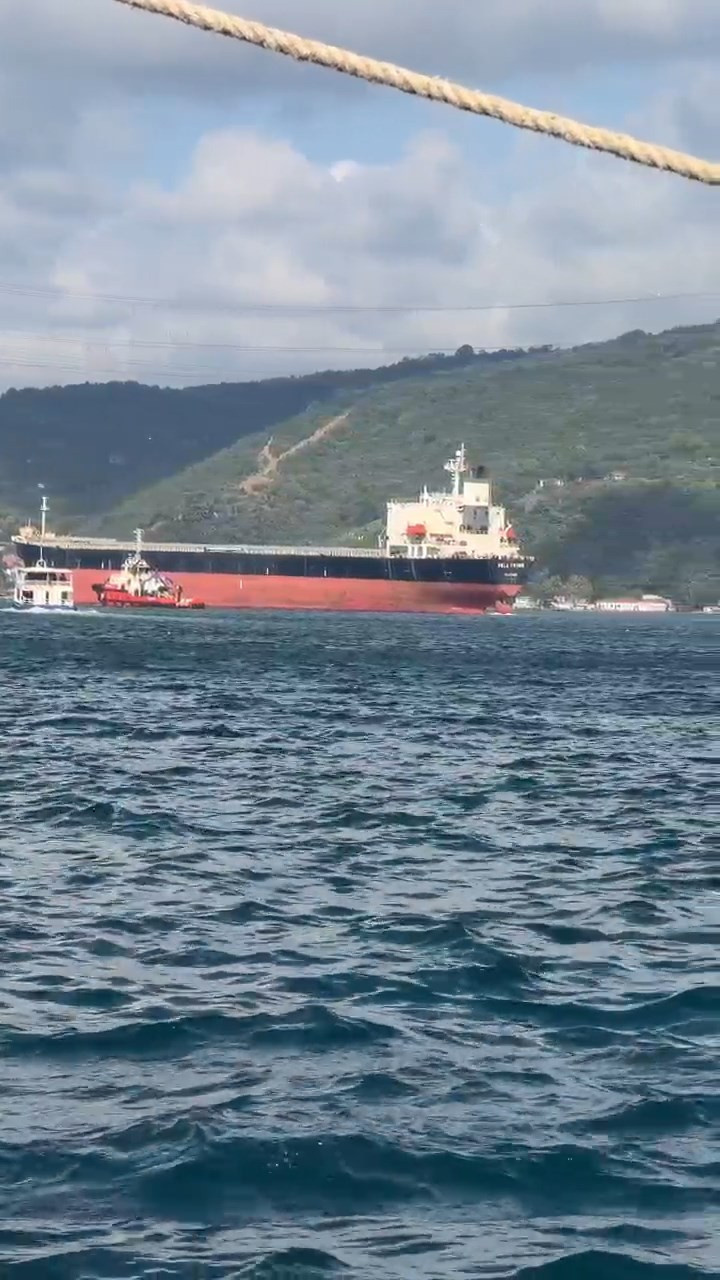 Son dakika | İstanbul Boğazı'nda gemi arızası! Trafik çift yönlü askıya alındı - Resim : 1