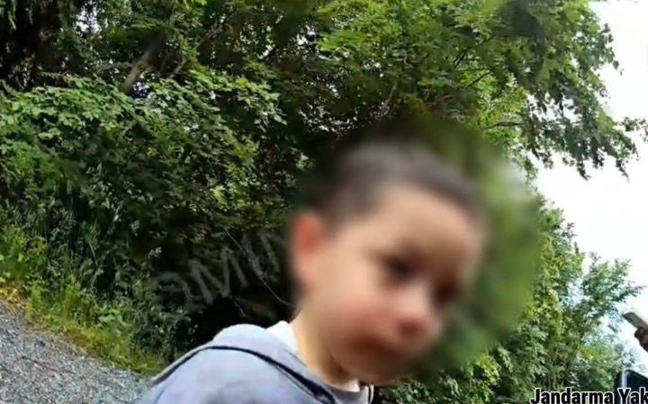 Oyun oynarken kaybolan 3 yaşındaki Göktürk ormanda bulundu - Resim : 1