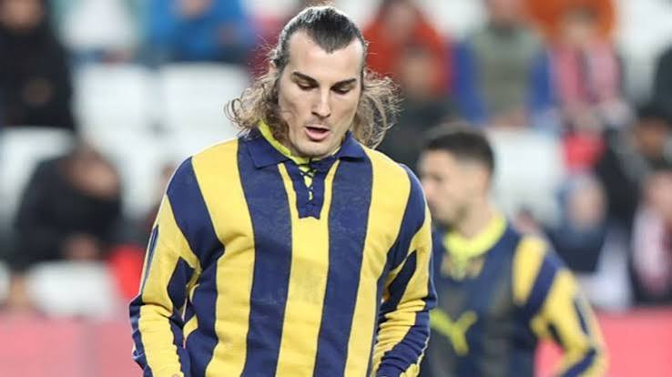 Fenerbahçe'de 3 milyon euro krizi: Aziz Yıldırım resti çekti - Resim : 1