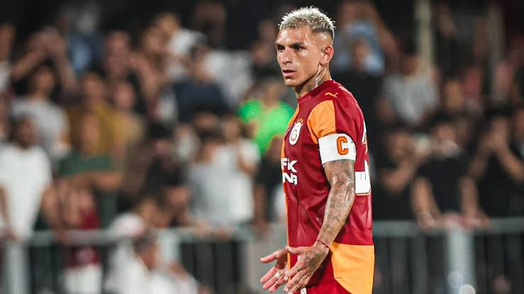 Dursun Özbek'in transfer planını açıkladı: 5 oyuncuyu tek tek saydı - Fotoğraf: 12