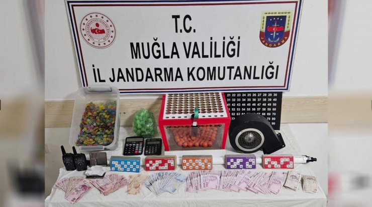 Dernekte Kumar Oynarken Yakalandılar! 45 Şüpheliye Dudak Uçuklatan Ceza