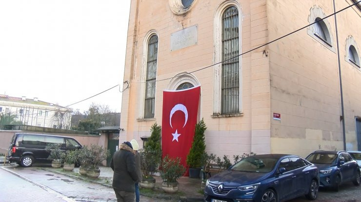 Kilise Kurbanını Saldırganlar İçeri Almış