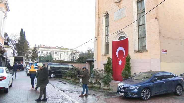 Kilise Kurbanını Saldırganlar İçeri Almış
