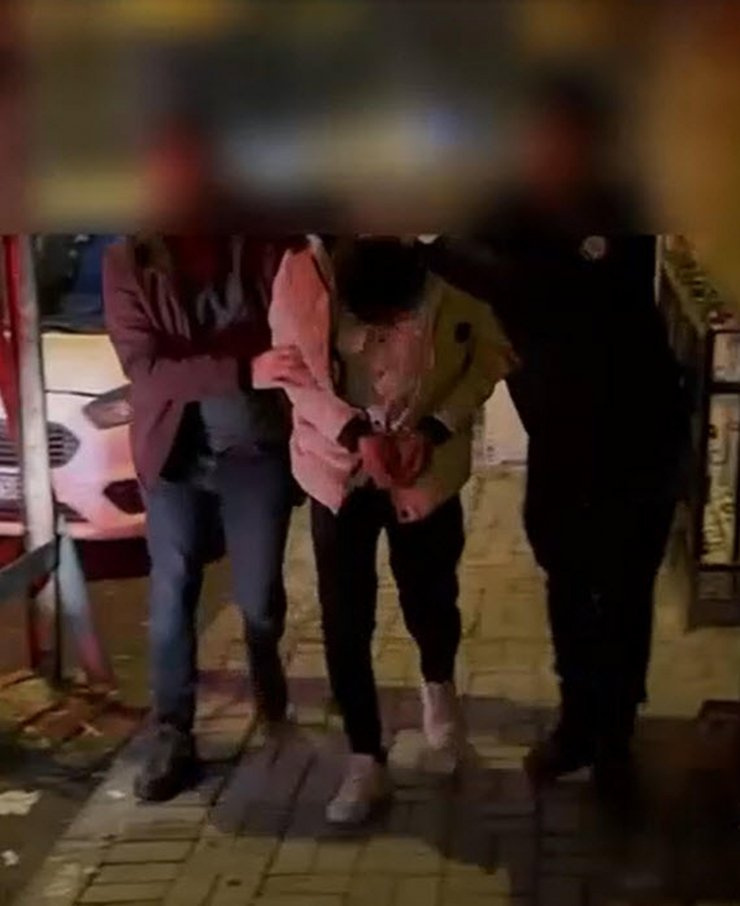 Sahte Araç Kiralama Sitesiyle Dolandırdılar