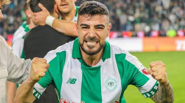 Fenerbahçe'de sıcak saatler: 2 transfer birden - Resim : 3