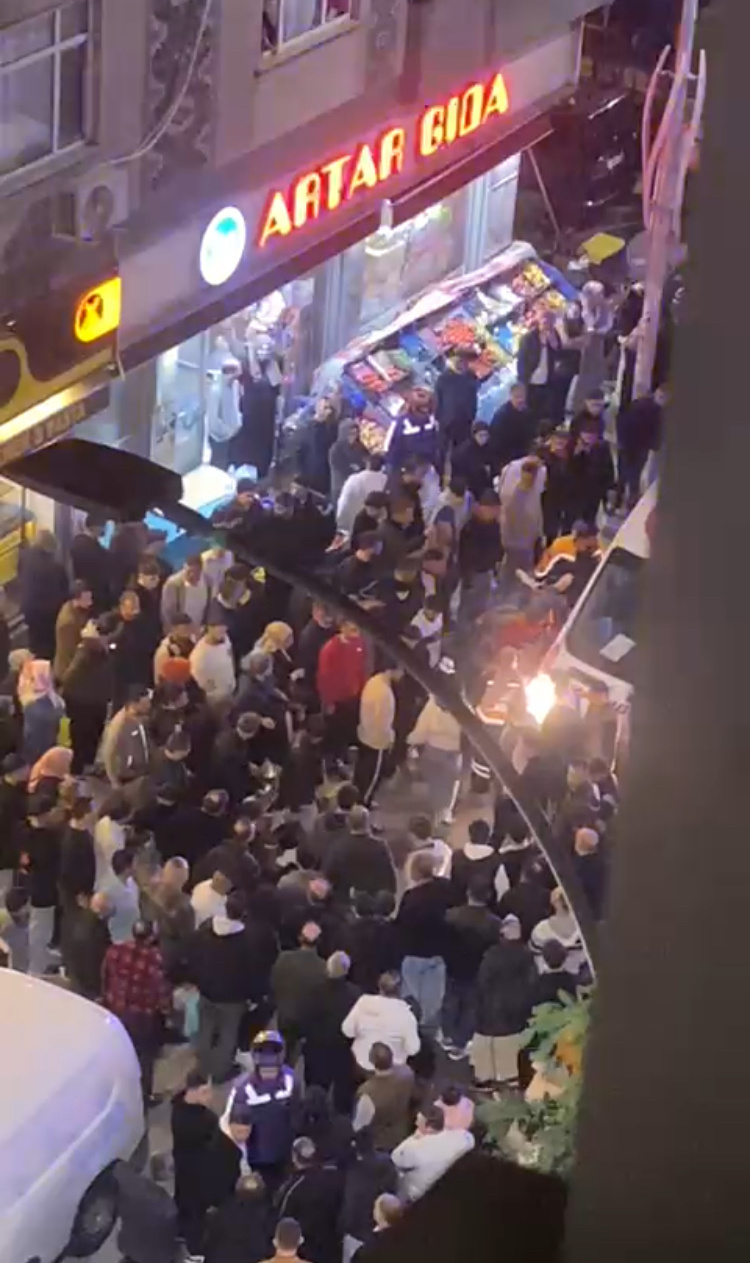istanbul-sultangazide-bosandigi-kisin-1018522-302172.jpg