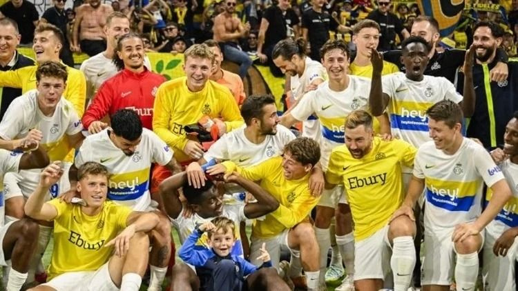 Galatasaray ve Fenerbahçe'nin Şampiyonlar Ligi'ndeki rakipleri belli oldu - Fotoğraf: 3