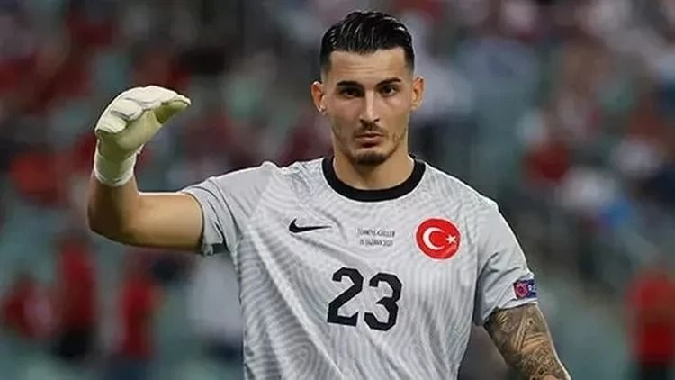 Milli takımın Paraguay 11'i belli oldu: Montella'dan çok önemli 2 karar - Fotoğraf: 8