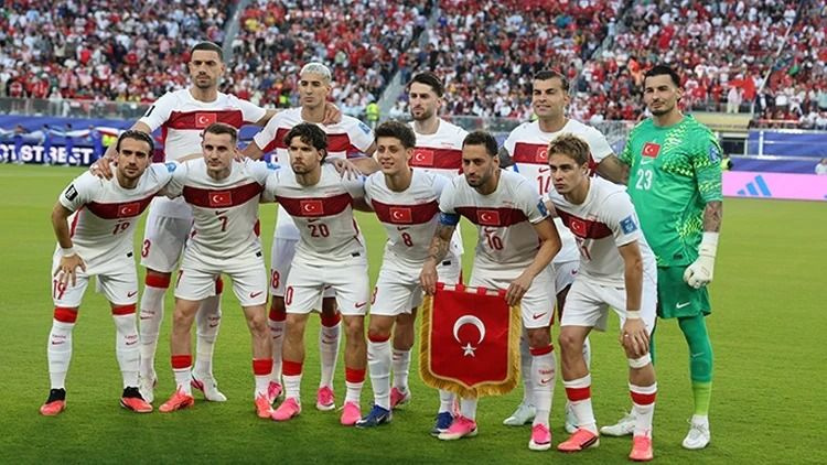 Hakan Çalhanoğlu veda etti: Hakkınızı helal edin - Fotoğraf: 5