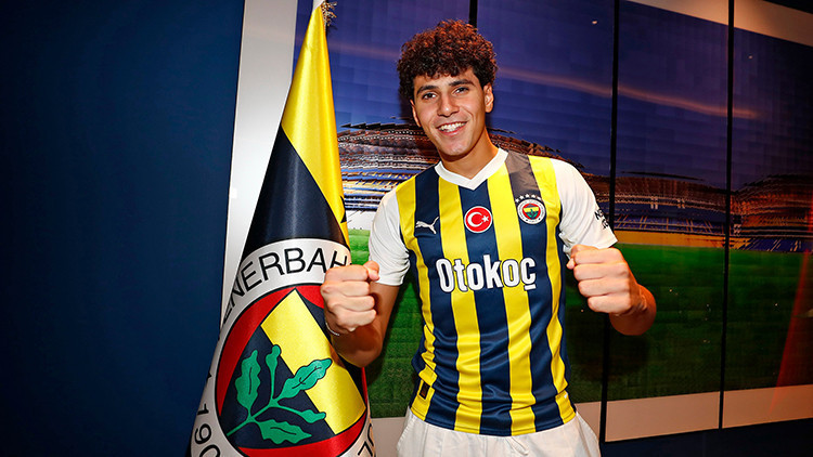 Fenerbahçe anlaşmayı yaptı: Veda edip İtalya'ya gidiyor - Resim : 1