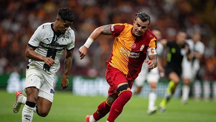 Galatasaray'ın Trabzonspor 11'i belli oldu: 1 eksik 1 şüpheli! Osimhen de netleşti - Fotoğraf: 5