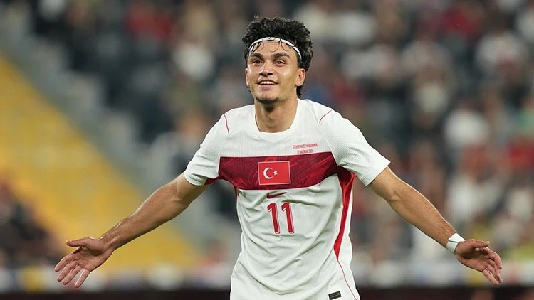 Milli takım Belçika karşısında: İşte ilk 11! Montella "Beni rahatsız eden tek şey" diyerek açıklad - Fotoğraf: 10