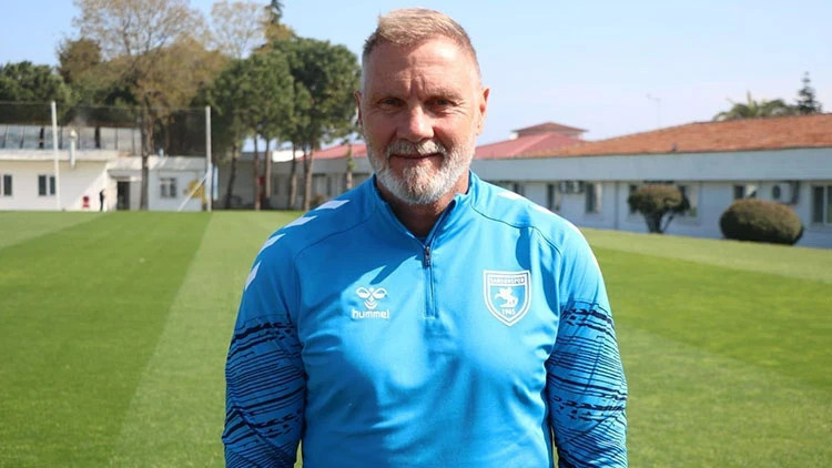 Samsunspor'da büyük deprem - Resim : 1
