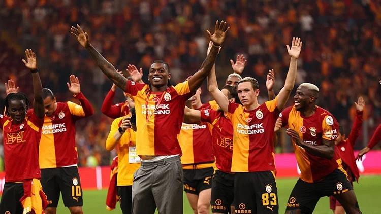 Galatasaray'a müjde: Efsane geri dönüyor - Fotoğraf: 4