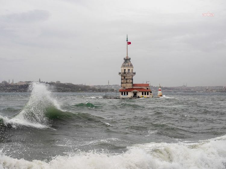 AKOM İstanbul için saat verdi: Gök gürültülü sağanak yağış geliyor - Resim : 3