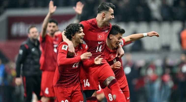 Türkiye Avustralya ilk 11 belli oldu: 2 iyi 1 kötü haber - Fotoğraf: 12