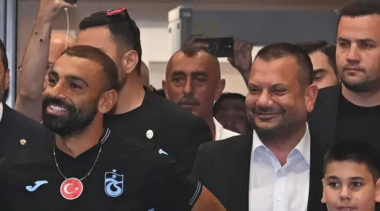 Salah'ı Trabzon'da şoke eden olay: İngilizler "Şaşkınlıktan sakalını yoldu" diyerek açıkladı - Fotoğraf: 2