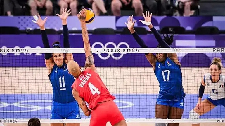 1.92 boyunda artık 25 yaşında: Müthiş koleksiyoncunun Melissa Vargas itirafı - Fotoğraf: 9