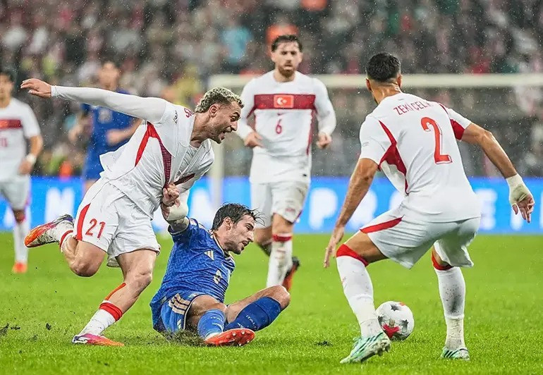 Montella'dan beklenen istifa açıklaması! "Bu çok doğal" diyerek anlattı - Fotoğraf: 3