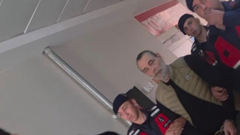 Erdal Beşikçioğlu hastanede görüntülendi - Resim : 1