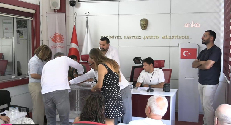 OYLAMA SONA ERDİ