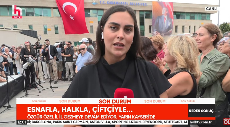İLK DURAK KARAMÜRSEL: BELEDİYE ÖNÜNDE KARŞILAMA